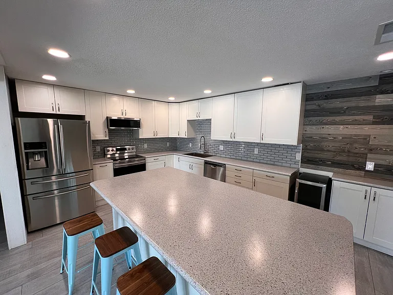 5079 Aqua Dr #1B — Photo 9