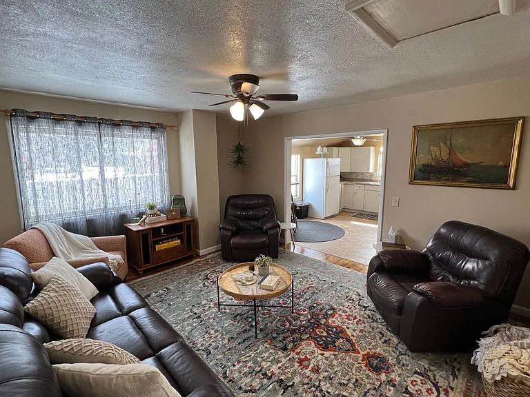 1408 Junction Ave — Photo 2