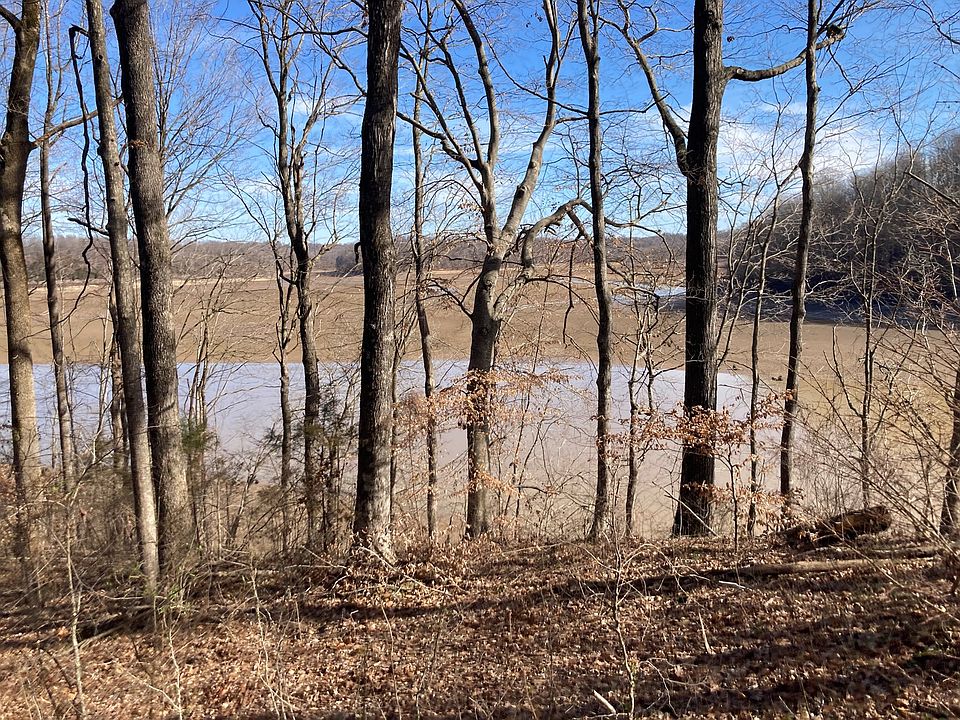 1st image of 602 Silverside Dr