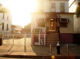 1241 Taylor Ave, Bronx, NY 10472