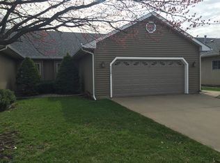 1127 Yale Ave, Bourbonnais, IL 60914