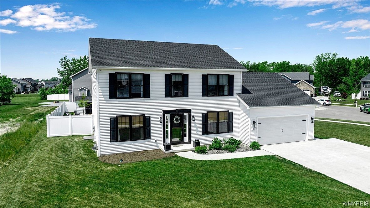 30 Weathersfield Ln, Lancaster, NY 14086 Zillow