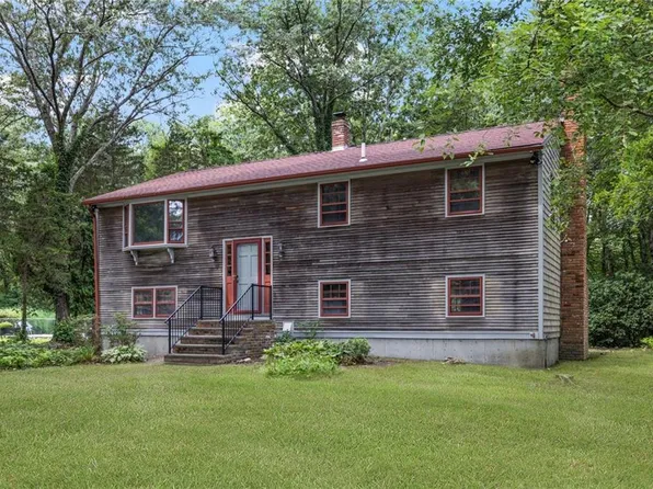91 Inez Dr, North Kingstown, RI 02852