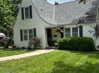 217 S 5th St, Burlington, KS 66839