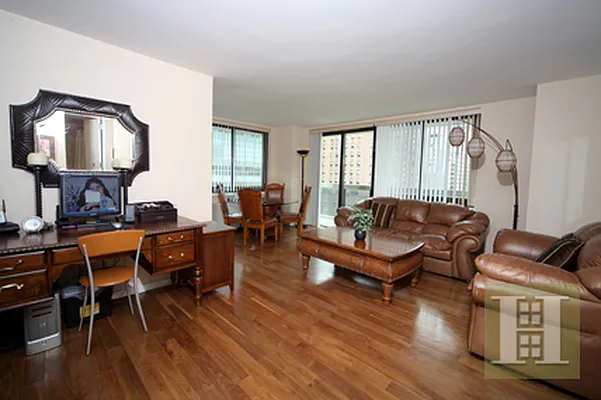 Rented by Halstead Real Estate | media 37