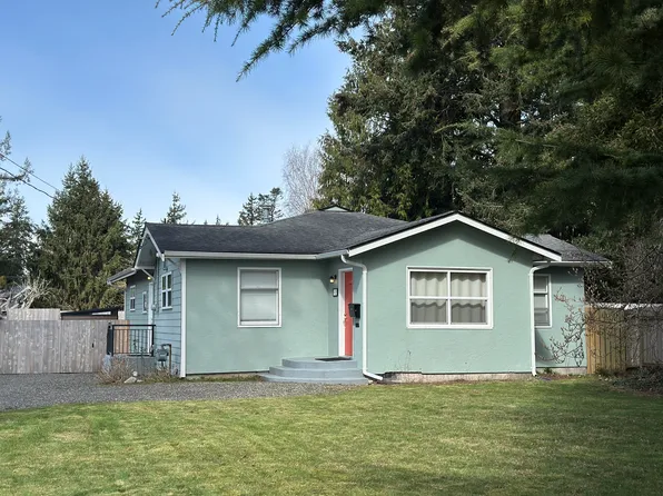 1420 E Victor St, Bellingham, WA 98225