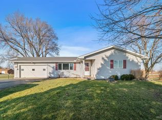 719 Lions Rd, Sandwich, IL 60548