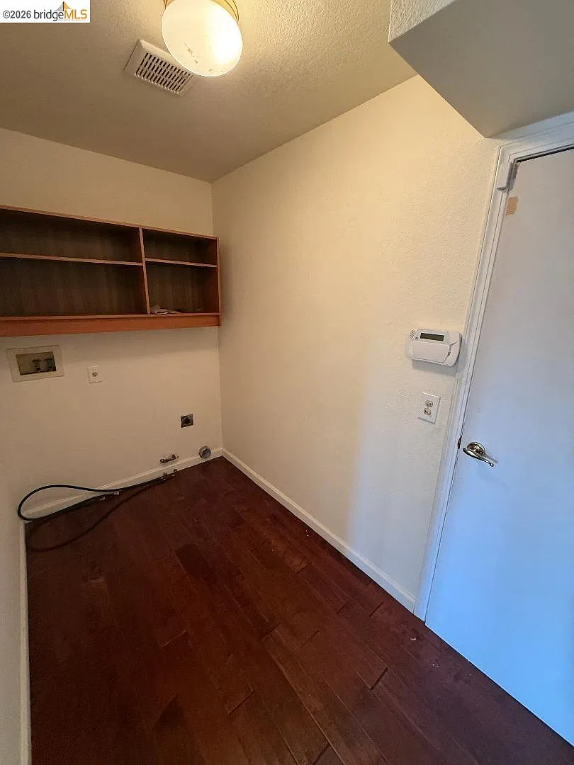 4 bed, 3.0 bath, 2181 sqft, $3,600 — Photo 3