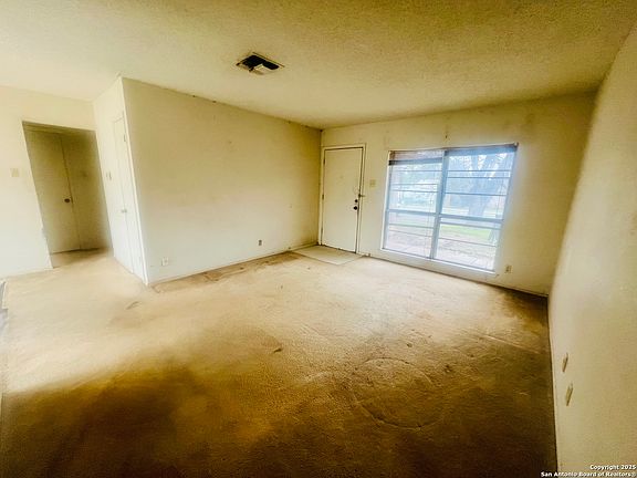 3rd image of 5251 Galacino St