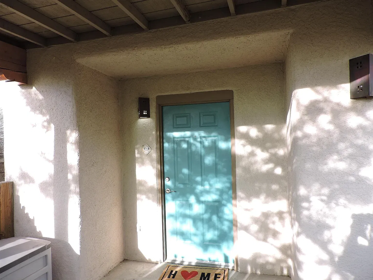 2 bed, 950 sqft, $2,100 — Photo 1