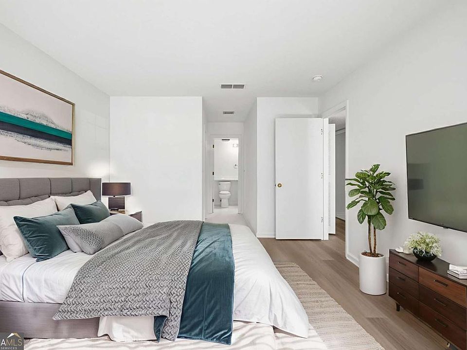 1st image of 4053 Whitehall Way