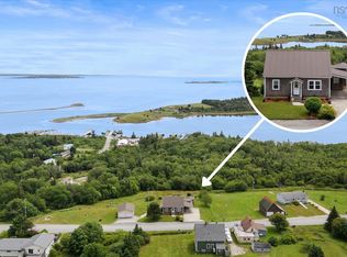 3384 Sandy Point Rd, Shelburne, NS B0T1W0