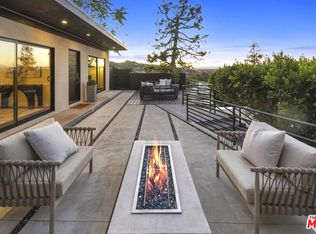 3838 Buena Park Dr, Studio City, CA 91604