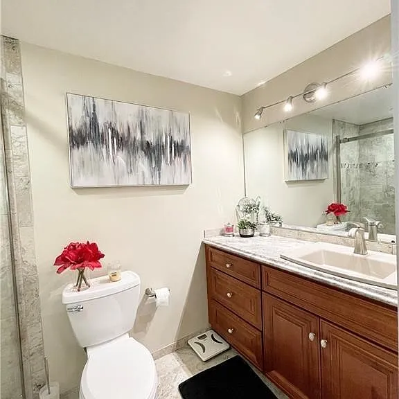 8423 Bubbling Springs Dr — Photo 30