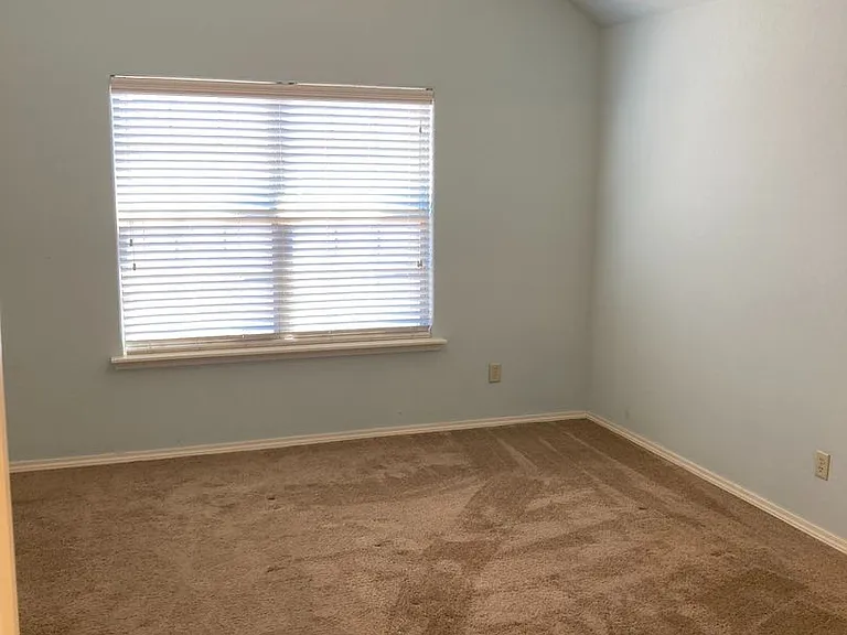 720 Venice St — Photo 18