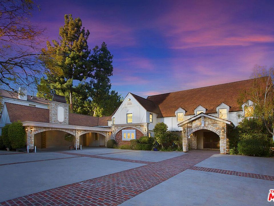 1st image of 120 N Monovale Dr