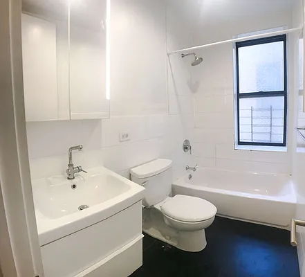 Rented by Clove Realty LLC | media 20