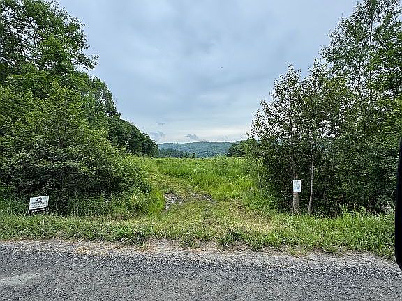 4th image of 364 Woodward Rd Lot 2
