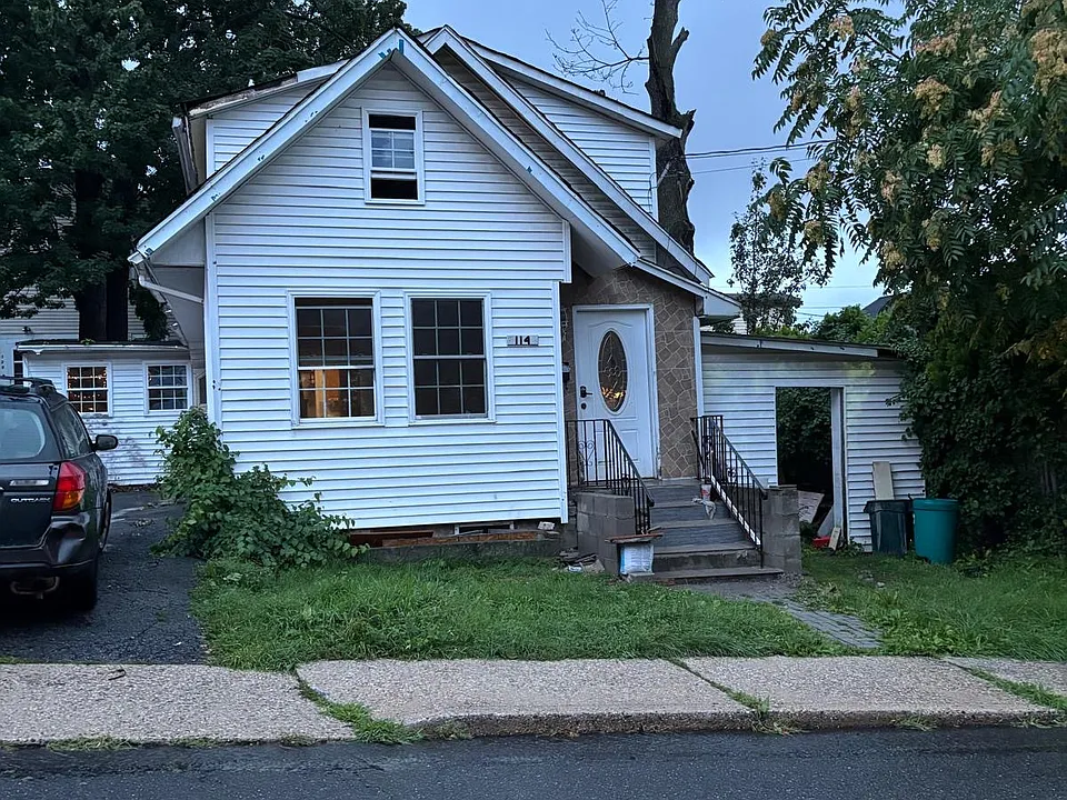 114 Highview Pl