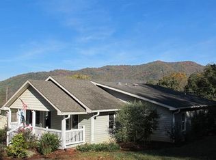 106 Harrison St, Swannanoa, NC 28778