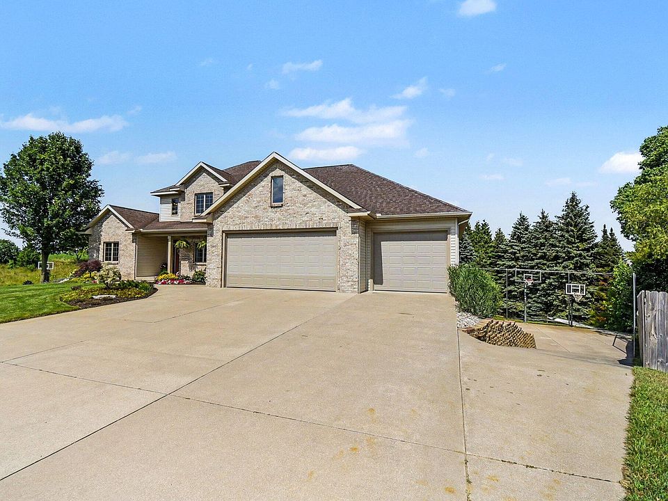 1st image of 3917 Sidehill Dr