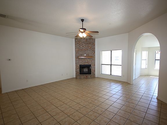 2nd image of 4300 Fremont Dr