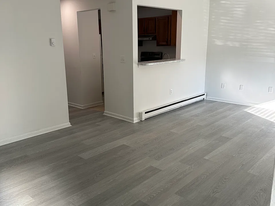 18 Rose Ln #17