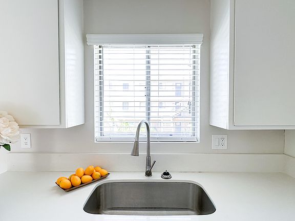 4th image of 112 E Bay State St #401-98