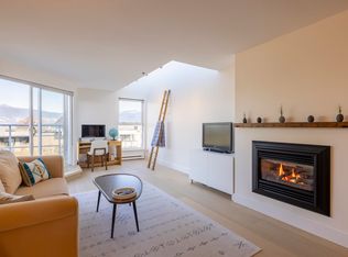 2240 York Ave, Vancouver, BC V6K 1C6