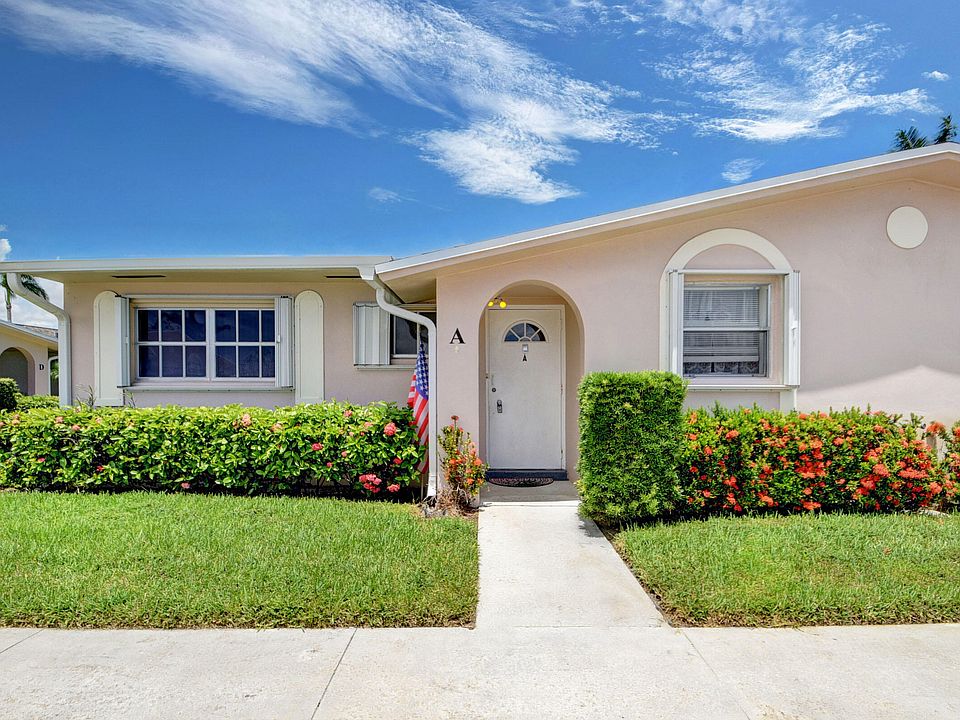 Cresthaven Villas Condominiums 2760 Dudley Dr E West Palm Beach, FL