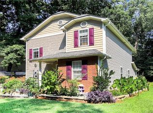 1021 Hickory Nut St, Charlotte, NC