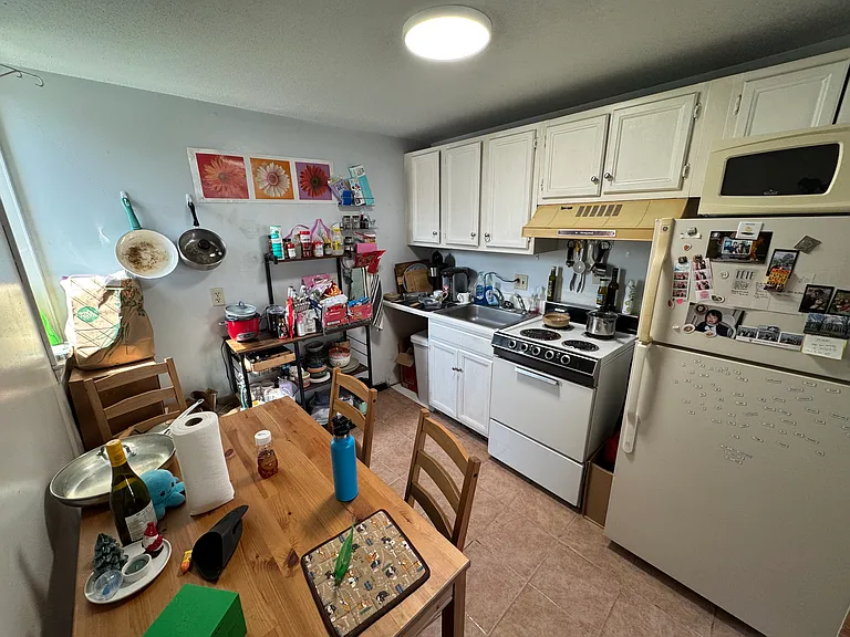 125 Court St #3B — Photo 6