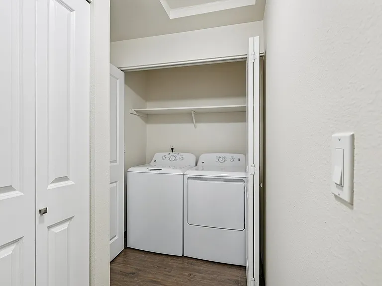 Campbell Run Apartments — Photo 39