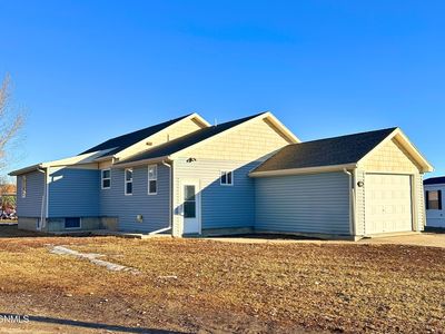 107 Earl Dr, Fairview, MT, 59221