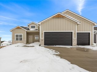 1723 Roebling Rd, Adel, IA 50003