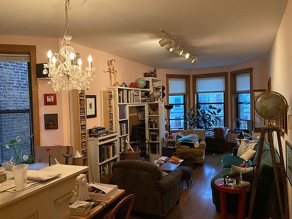 5th image of 3281 W Wrightwood Ave #2
