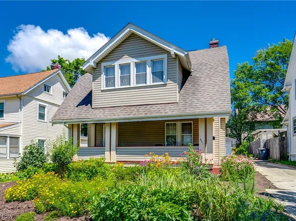 391 Reed Ave, Akron, OH 44301