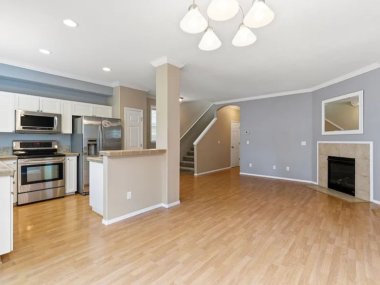 17208 SW Pleasanton Ln — Photo 8