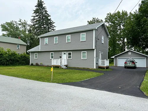47 Russell St Photo 1