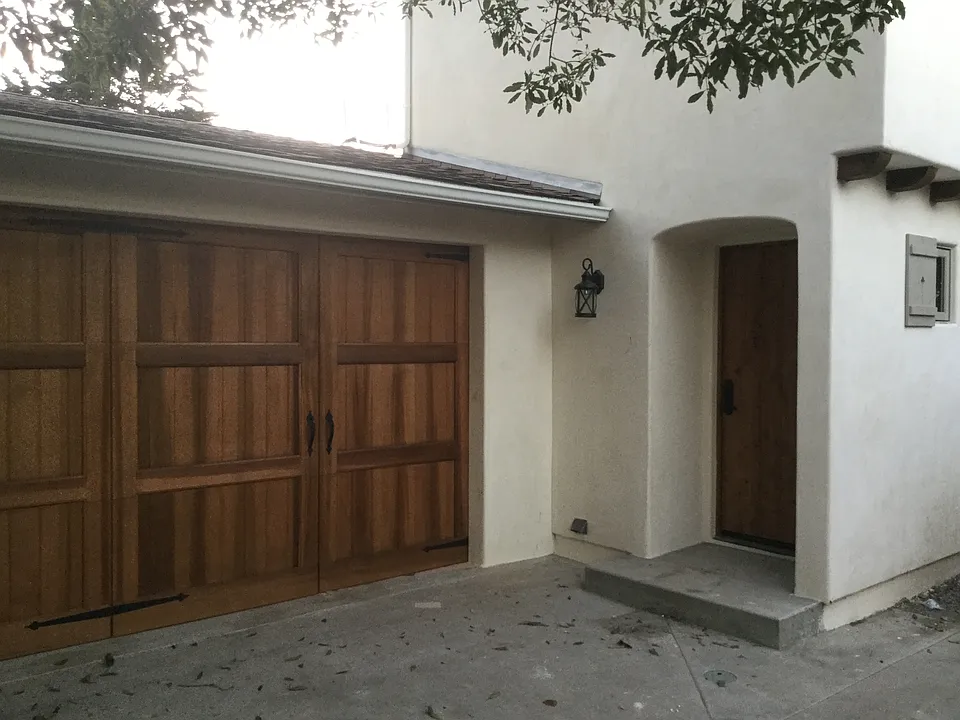 2052 Channel Dr