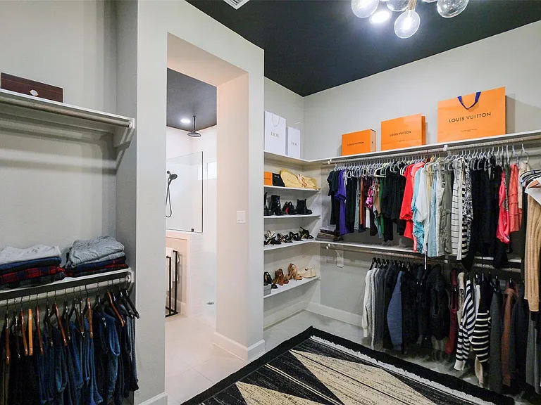 2310 Precision Ln — Photo 37