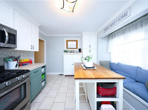 1936 East 37th Street image 11 of 25