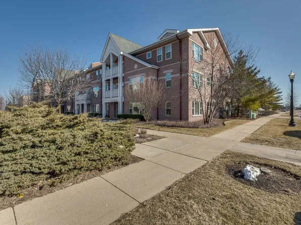 209 55th St #209B, Kenosha, WI 53140