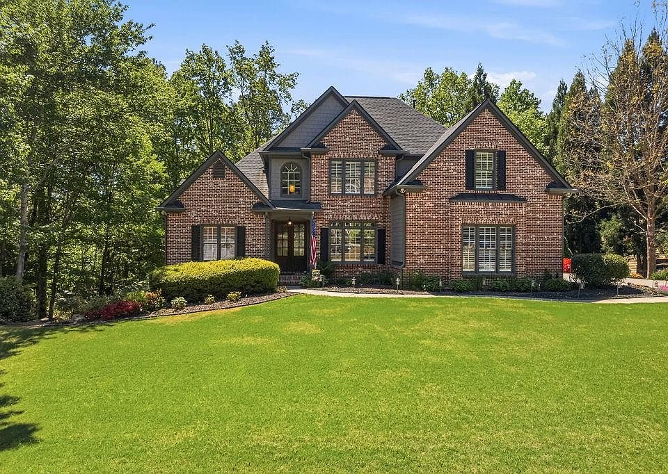 1st image of 151 Misty View Ln