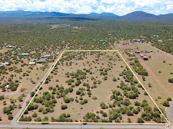 52 County Road 3398, Vernon, AZ 85940