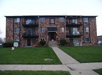 1st image of 5711 128th St APT 33