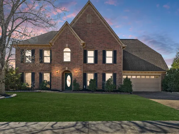 1809 Oak Springs Dr, Cordova, TN 38016