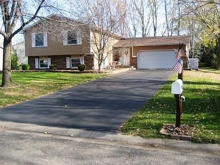 3209 Canterbury Drive