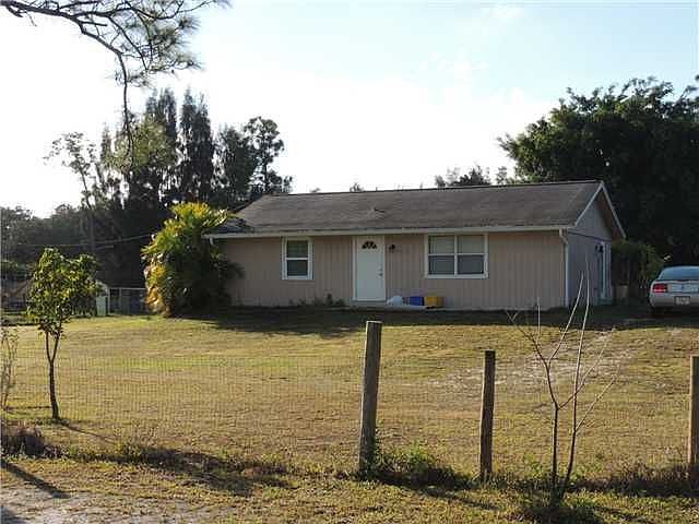 2nd image of 13132 49th St N