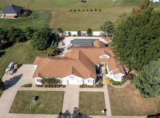 621 Christopher Ln, New Baden, IL